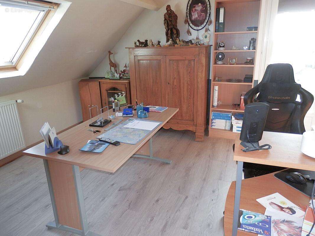 Maison à POIX-DE-PICARDIE