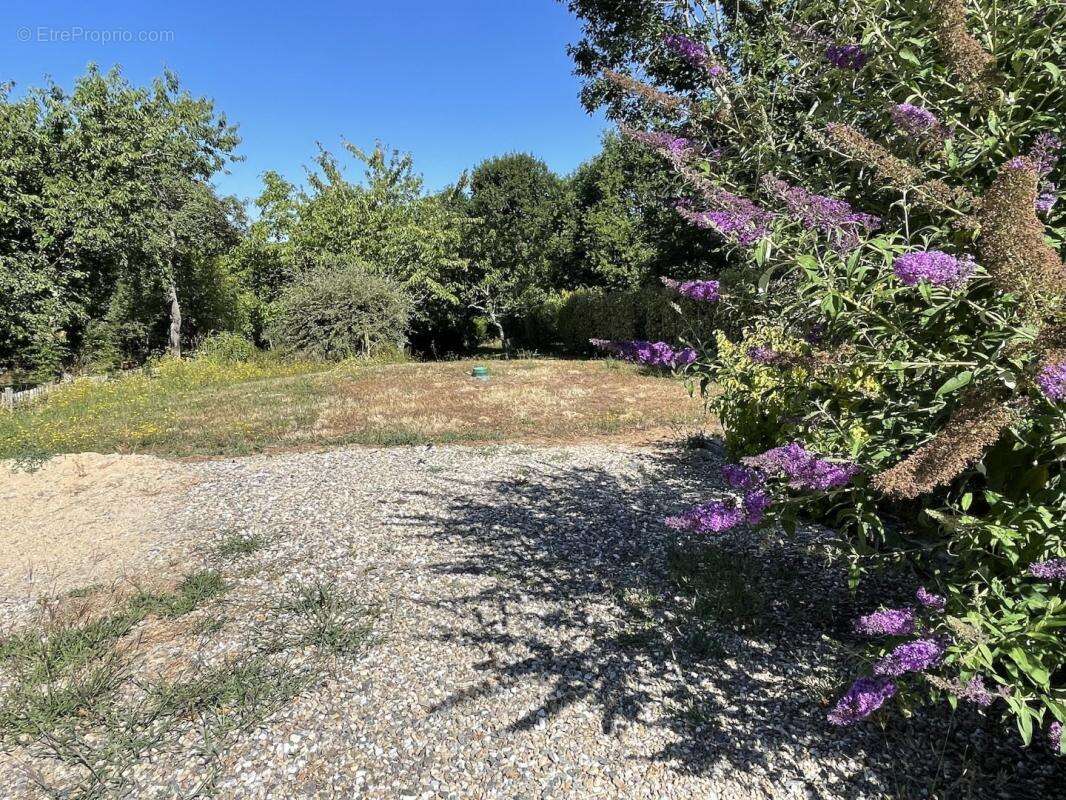 Maison à FRESSELINES