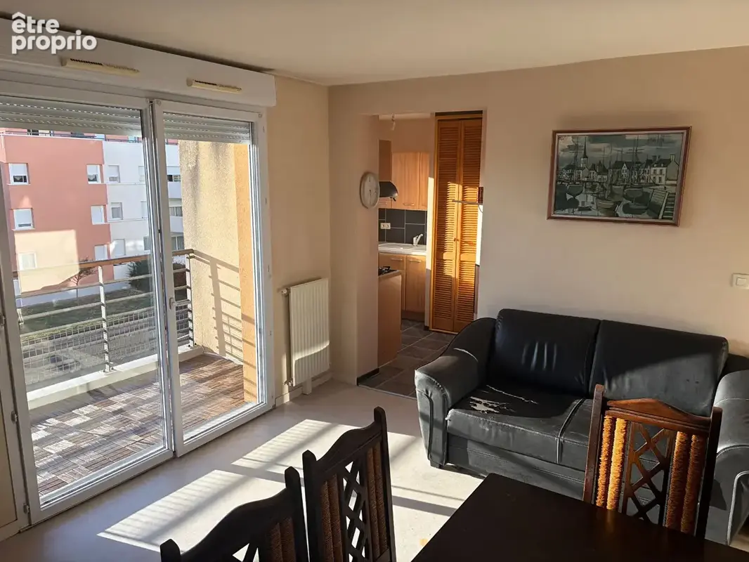 Appartement - coulaines  avec ascenseur, balcon -terrasse - photo 2