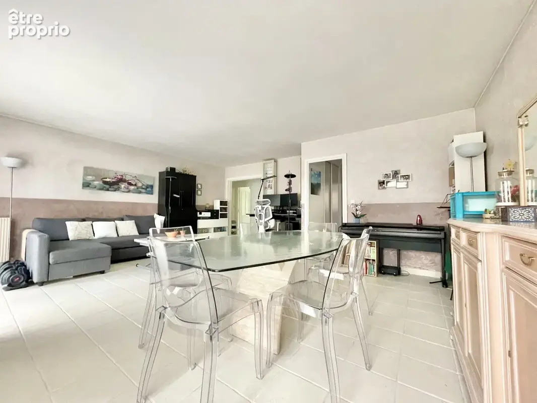Appartement 3 pièces 84 m² à vendre à Noisy-Le-Sec (93130) - photo 2
