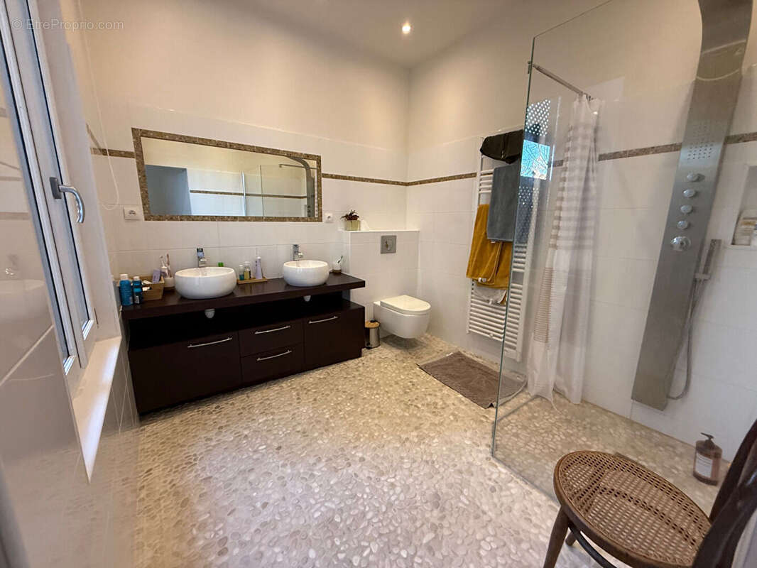 Maison à LE POULIGUEN