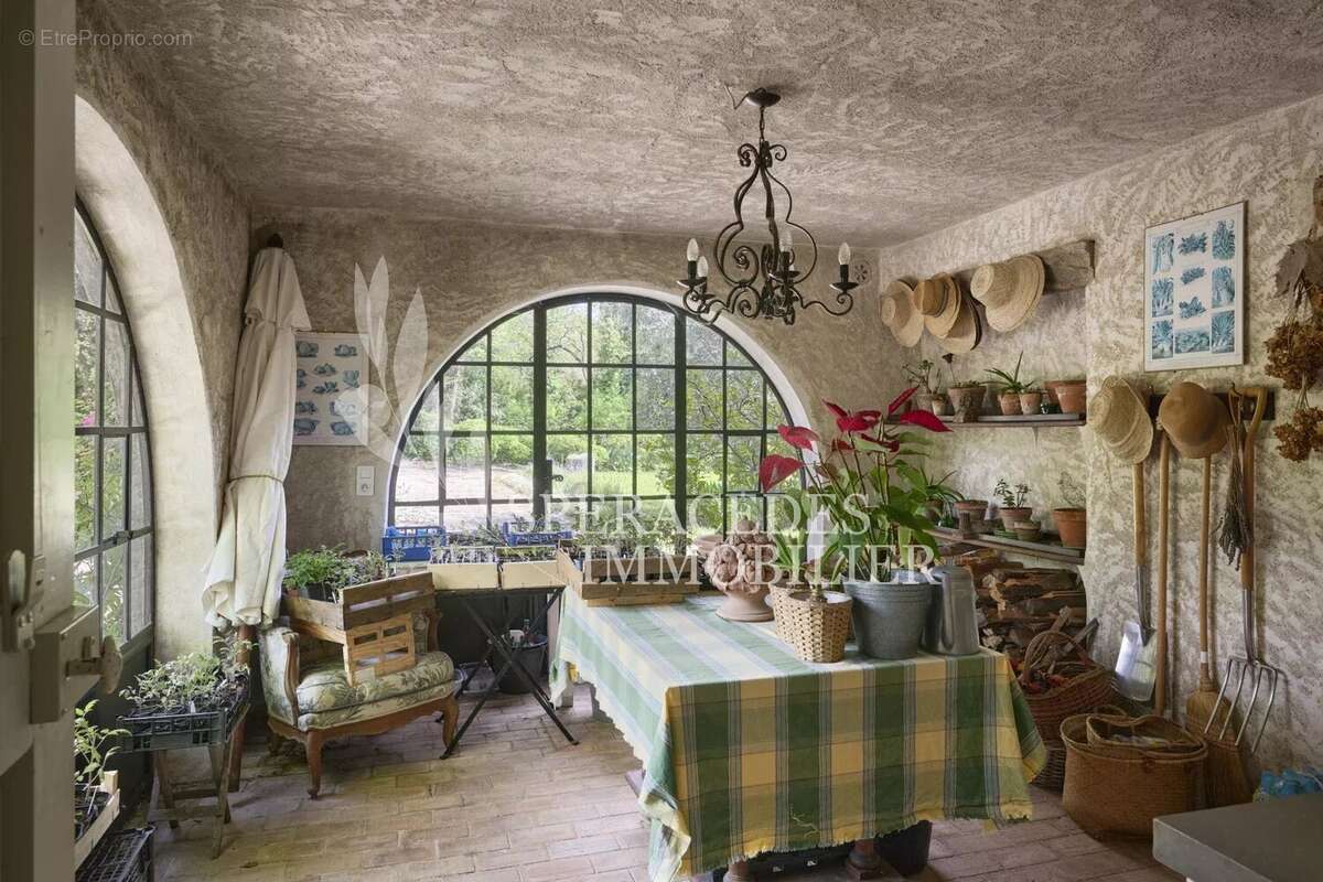 Maison à PEYMEINADE