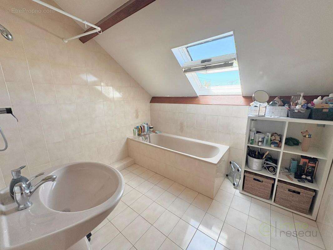 Maison à ROISSY-EN-BRIE