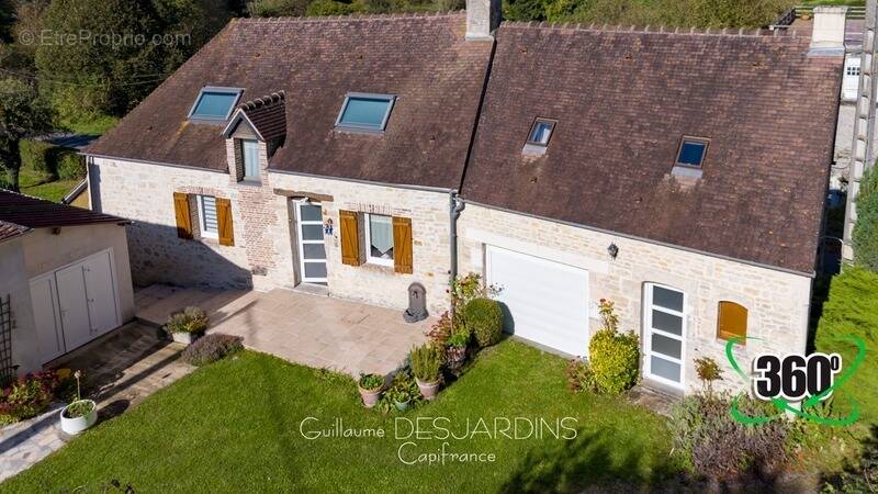 Maison à LE PIN-AU-HARAS