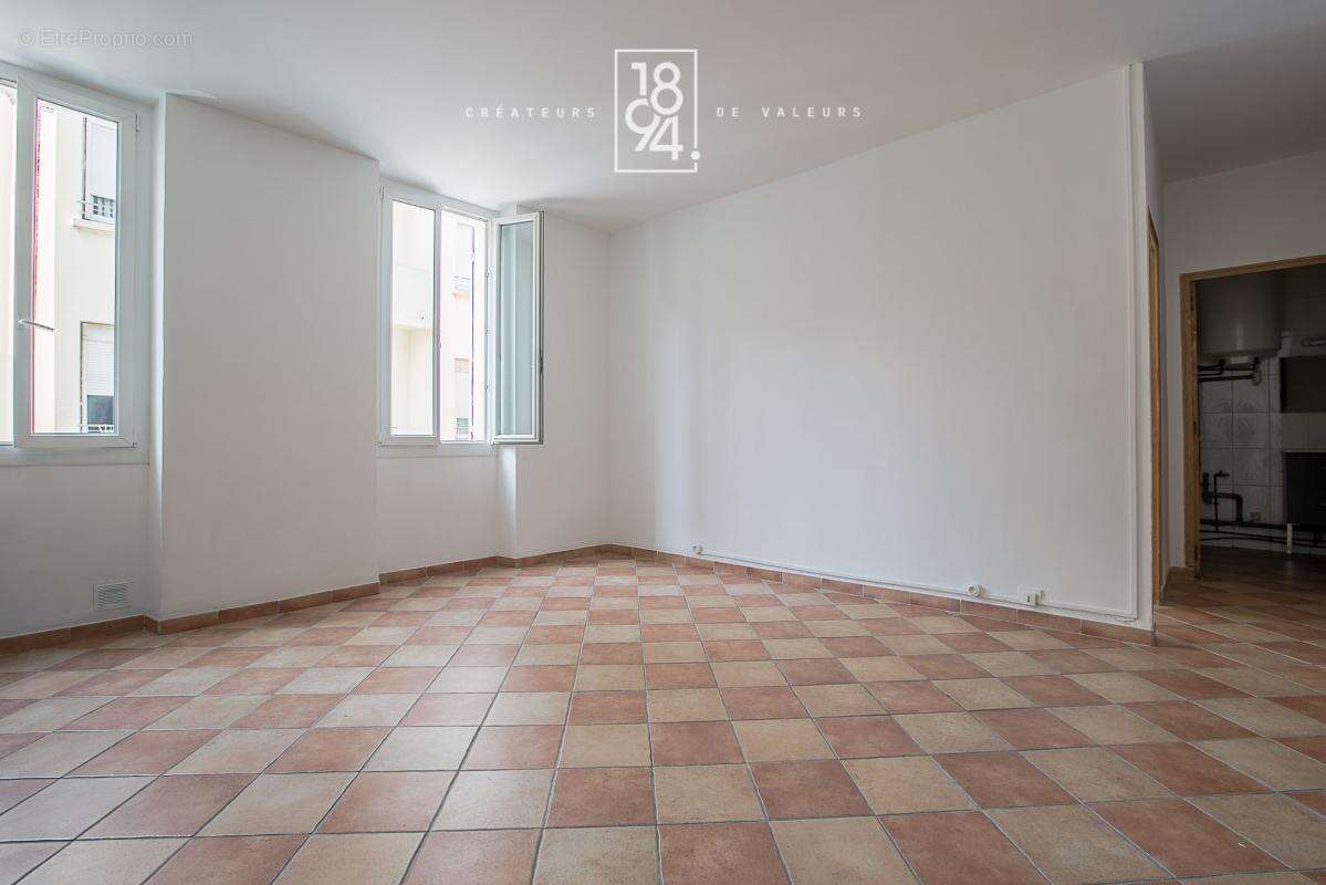 T2 et bureau / dressing de 50 m² - Lodi - Conception - À deux pas du métro Baille - photo 2