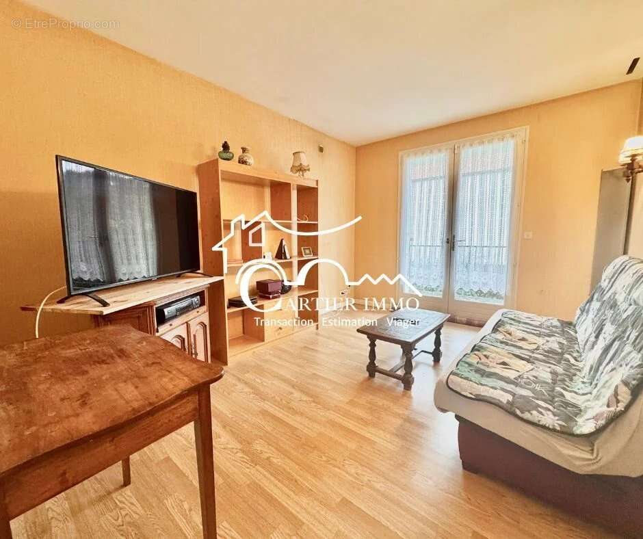 Maison à VALS-PRES-LE-PUY