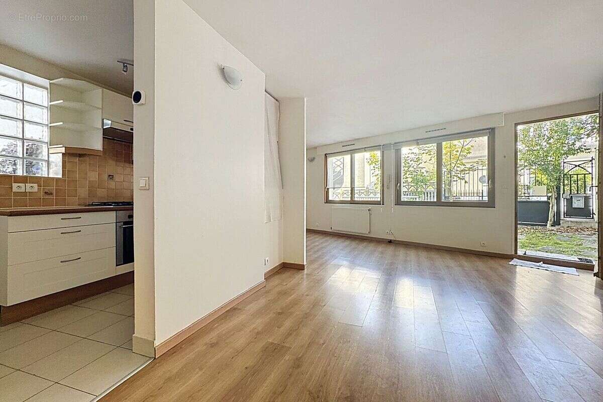 Appartement à CHAVILLE