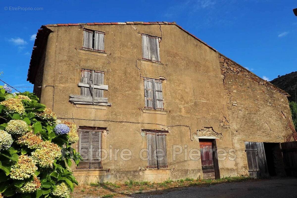 Maison à LA GARDE-FREINET