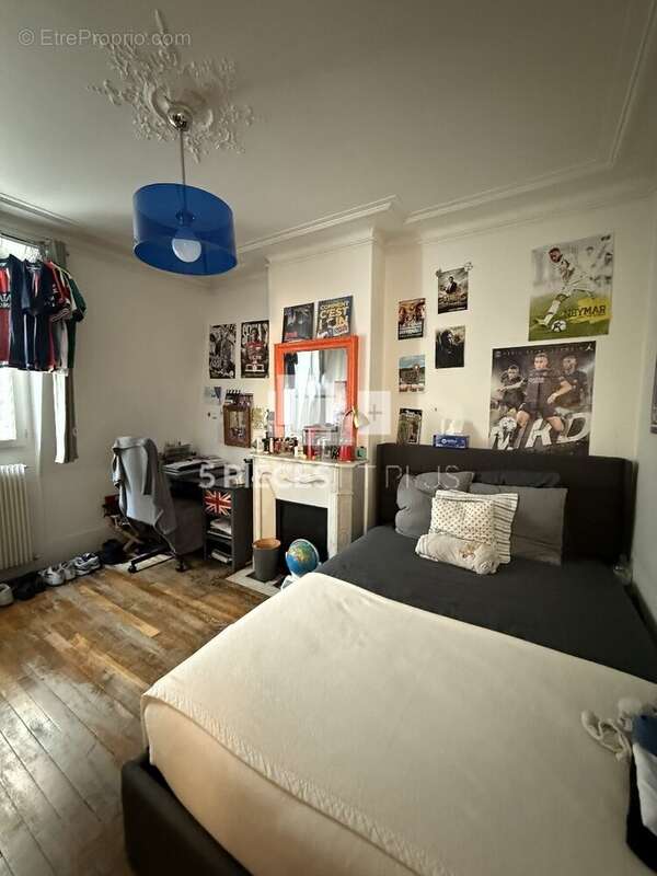 Maison à LEVALLOIS-PERRET