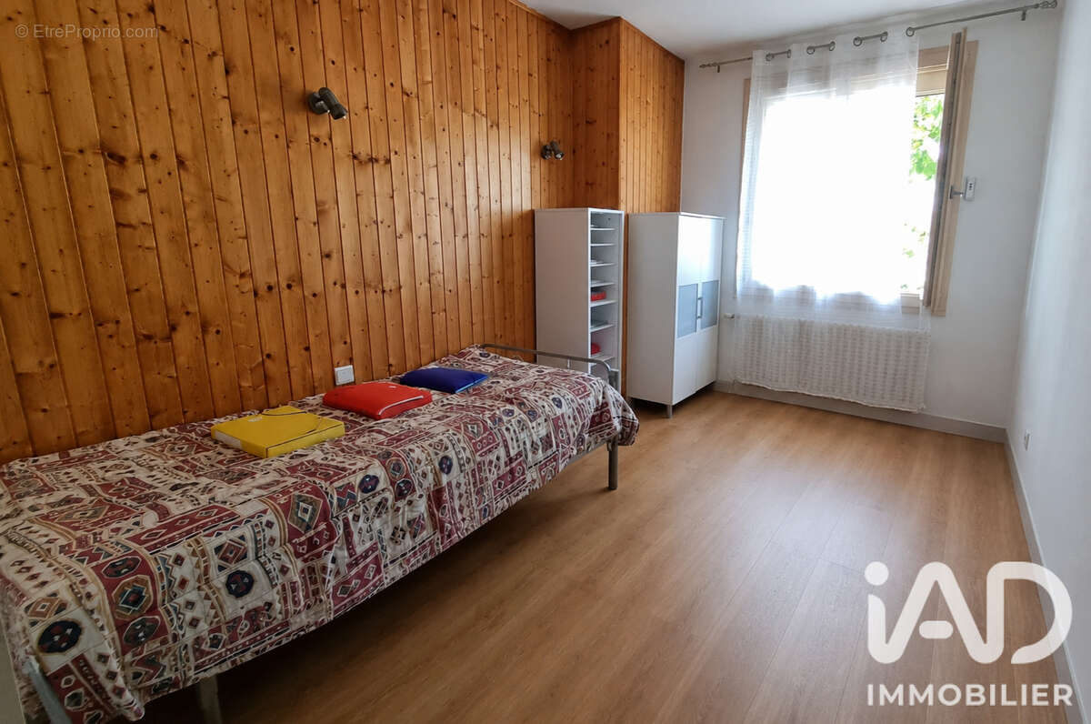 Maison 187 m² à Gennes  - photo 9