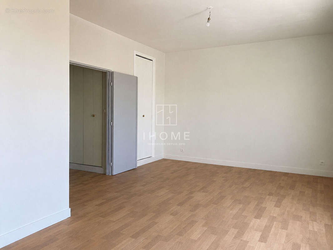 Appartement  1 pièce(s) 31 m2 - photo 2