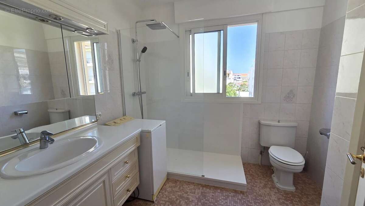 Exclusivité. Palm Beach, studio avec terrasse. - photo 5