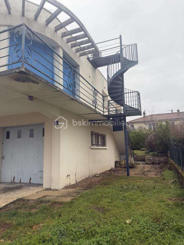 Maison à TRELISSAC