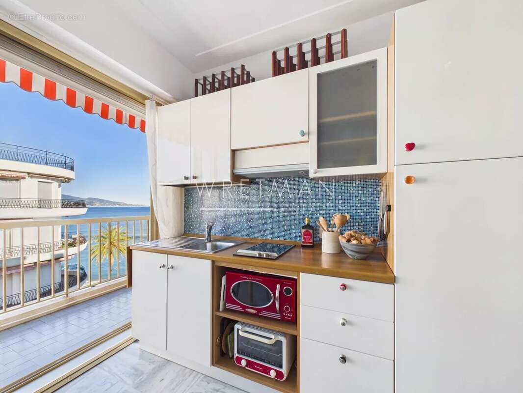 Appartement à ROQUEBRUNE-CAP-MARTIN