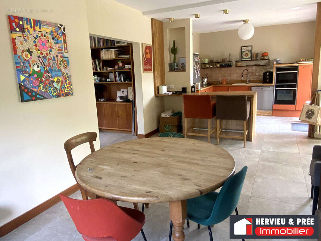 Maison à OUISTREHAM