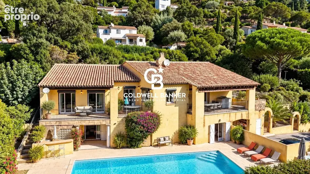 Cavalaire-sur-mer – villa provençale – vue mer – piscine - photo 6