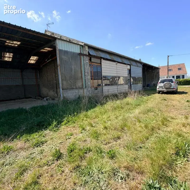 Terrain À Vendre viabilisé avec grand hangar - photo 8