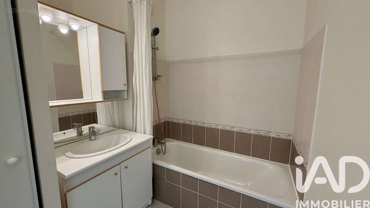 Photo 5 - Appartement à BOURGOIN-JALLIEU