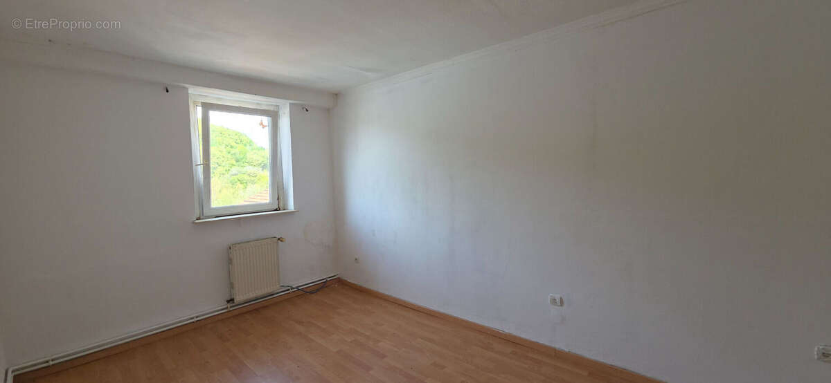 Appartement à ALGRANGE