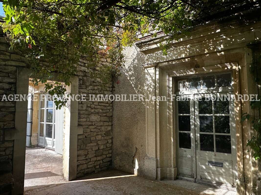 Maison à CHANTEMERLE-LES-GRIGNAN