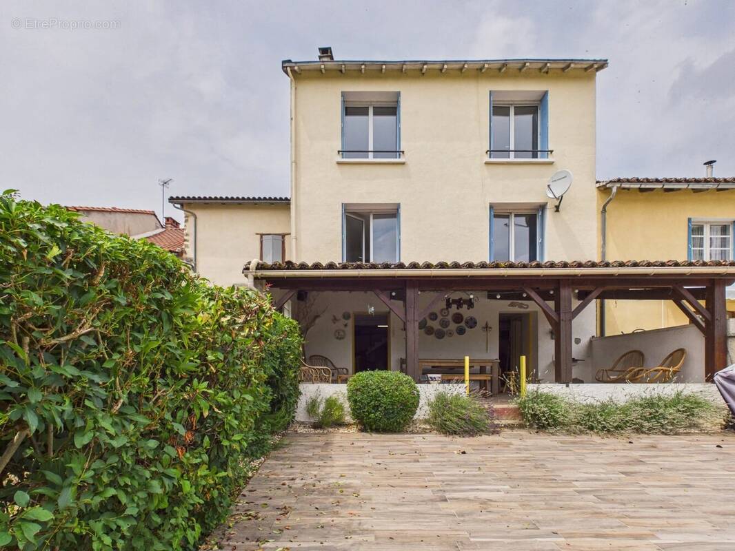 Maison à ANSAC-SUR-VIENNE