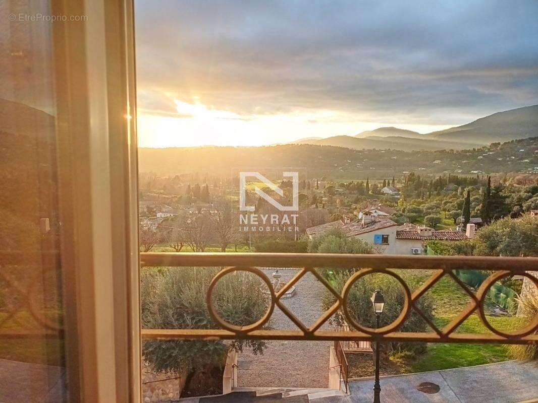 Fayence magnifique 3 pieces avec terrasse et  garage - photo 6
