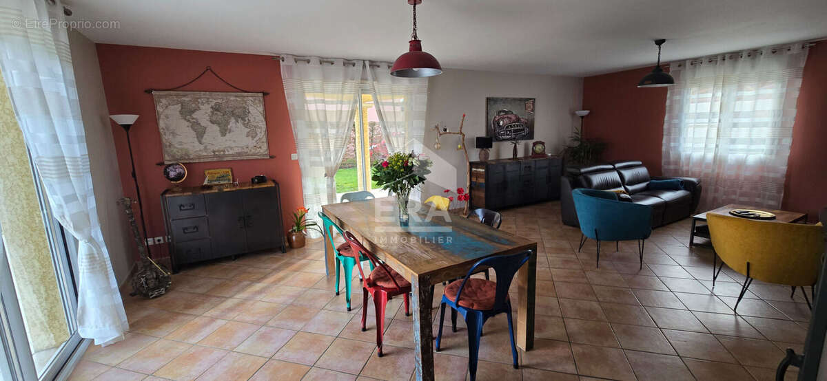 Maison à VANDEINS