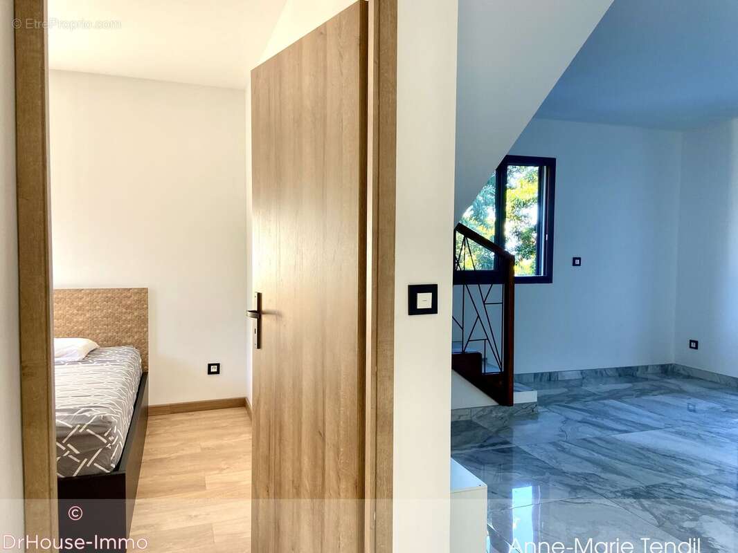 Maison à L&#039;ETANG-SALE