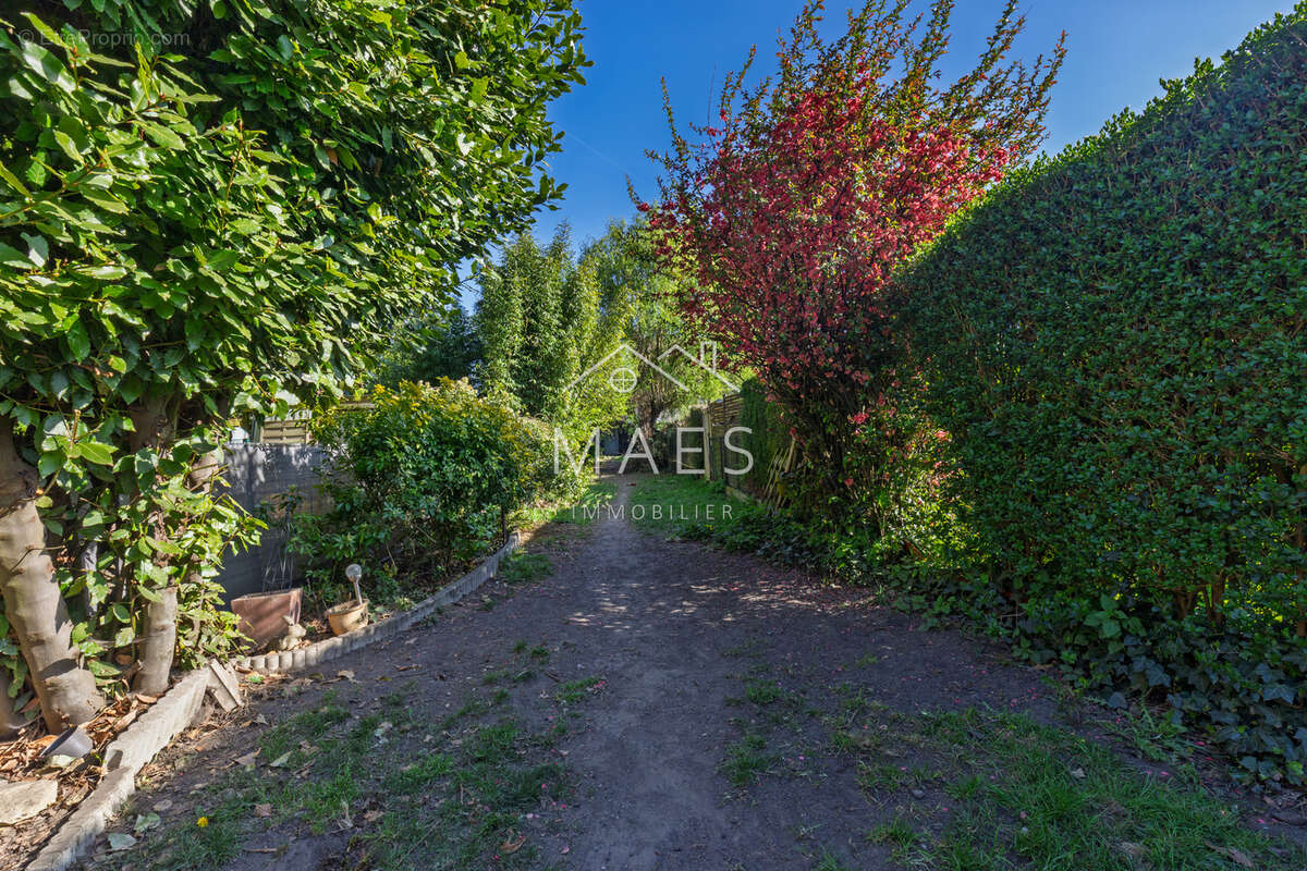 Maison à WAMBRECHIES