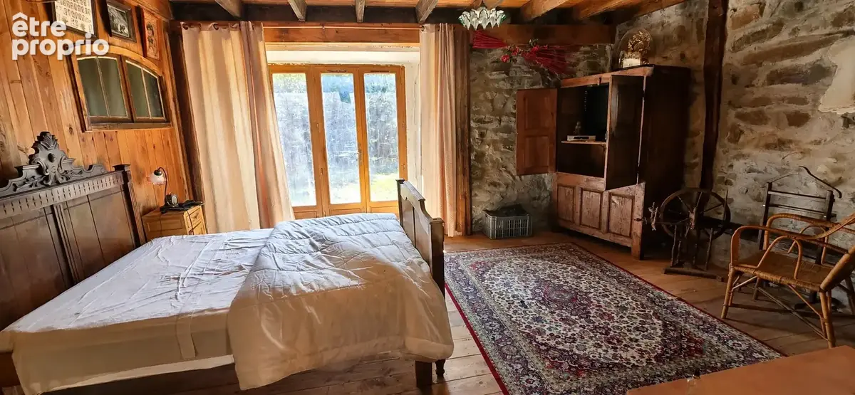 Maison en pierre de 188 m2 habitables sur un peu plus de 3 hectares de terrain - photo 12
