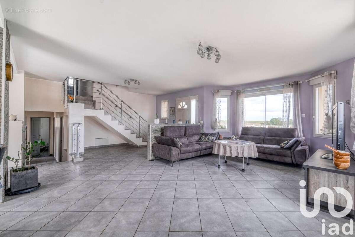 Photo 3 - Maison à OTHIS