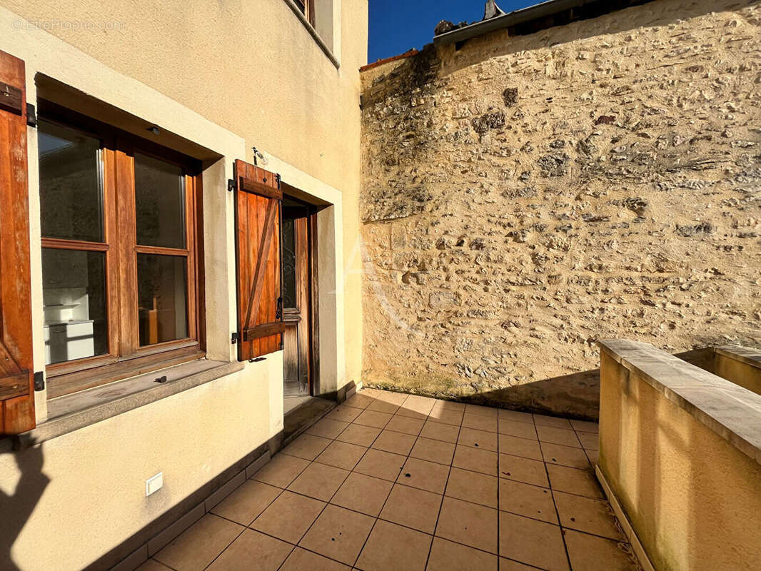 Appartement à VILLEFRANCHE-DU-PERIGORD