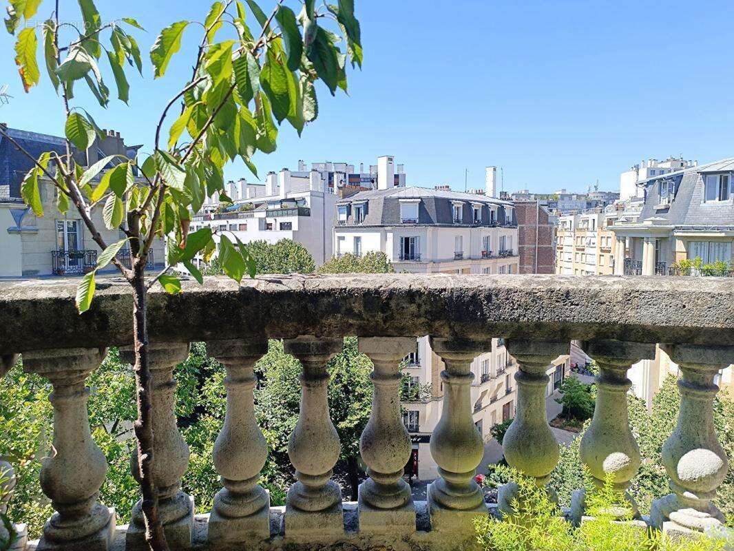 Appartement 2 pièces 51 m2 Paris (75020) - photo 10