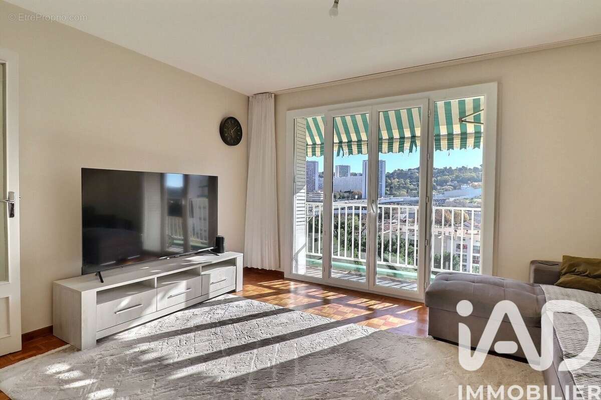 Photo 2 - Appartement à MARSEILLE-13E