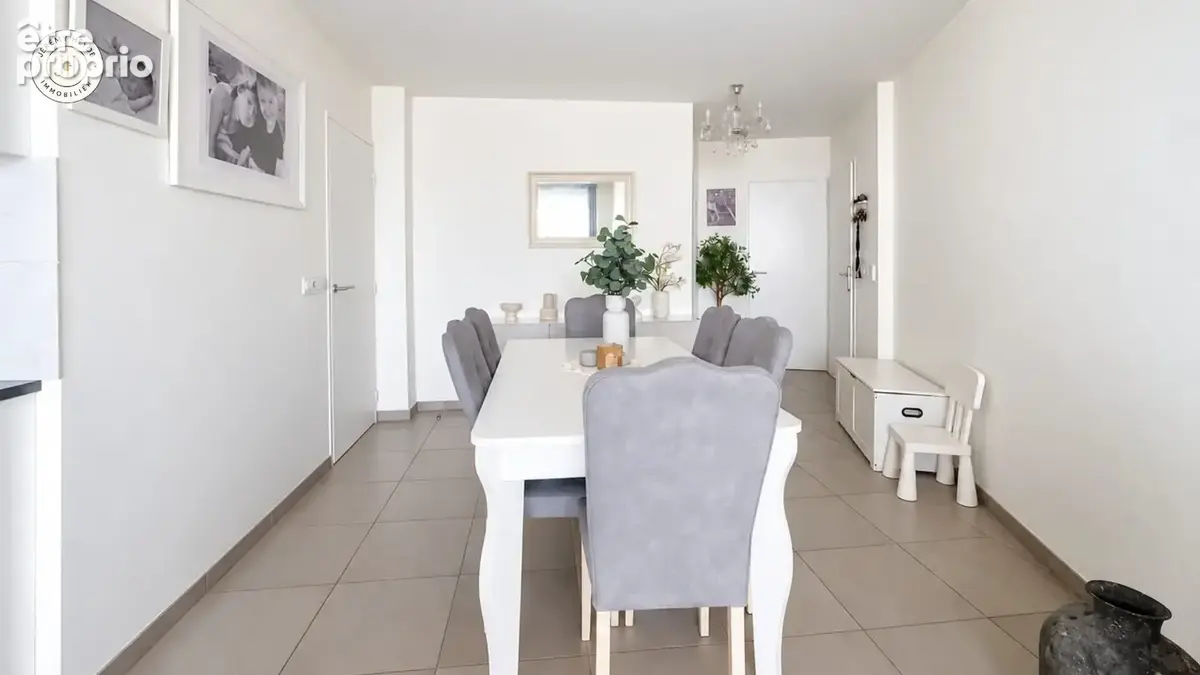 Appartement 4 pièces 82 m² à vendre à Saint-Priest (69800) - photo 3