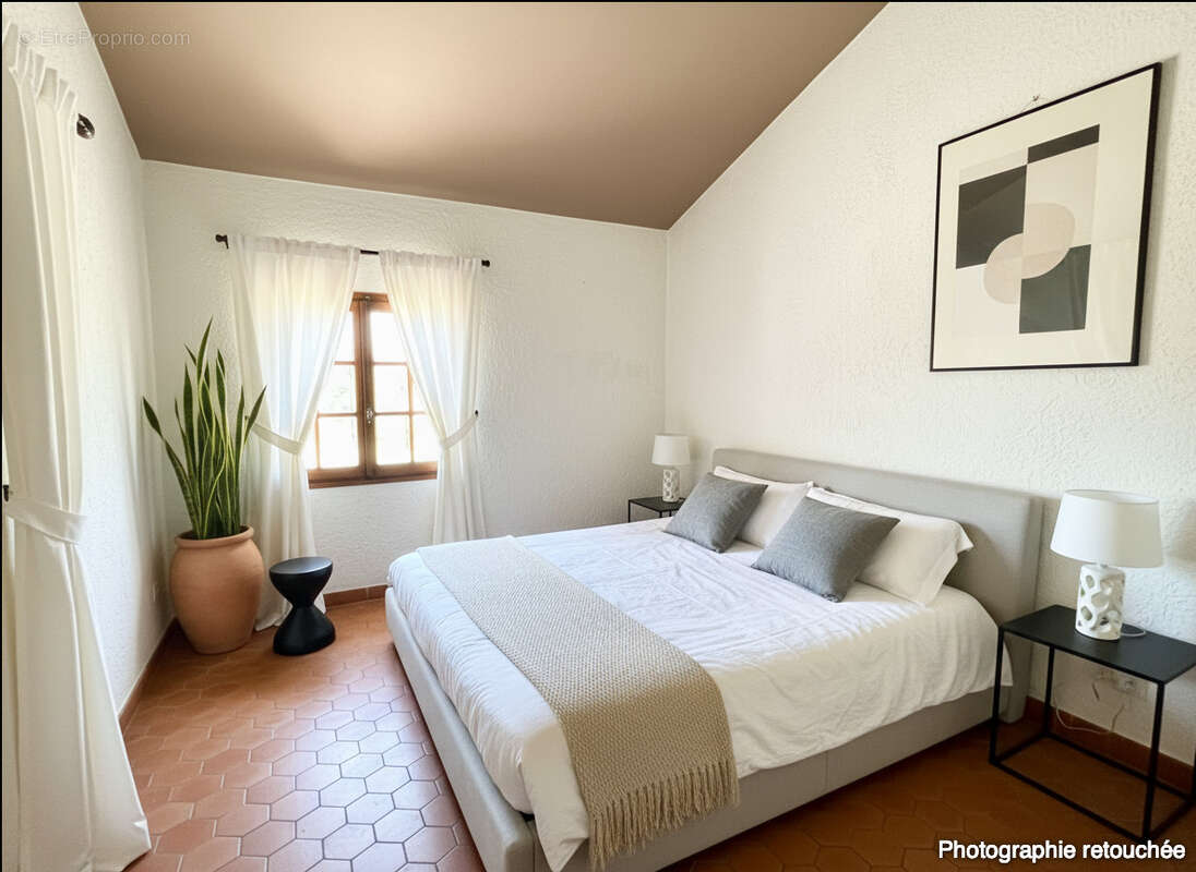 Maison à BESSE-SUR-ISSOLE