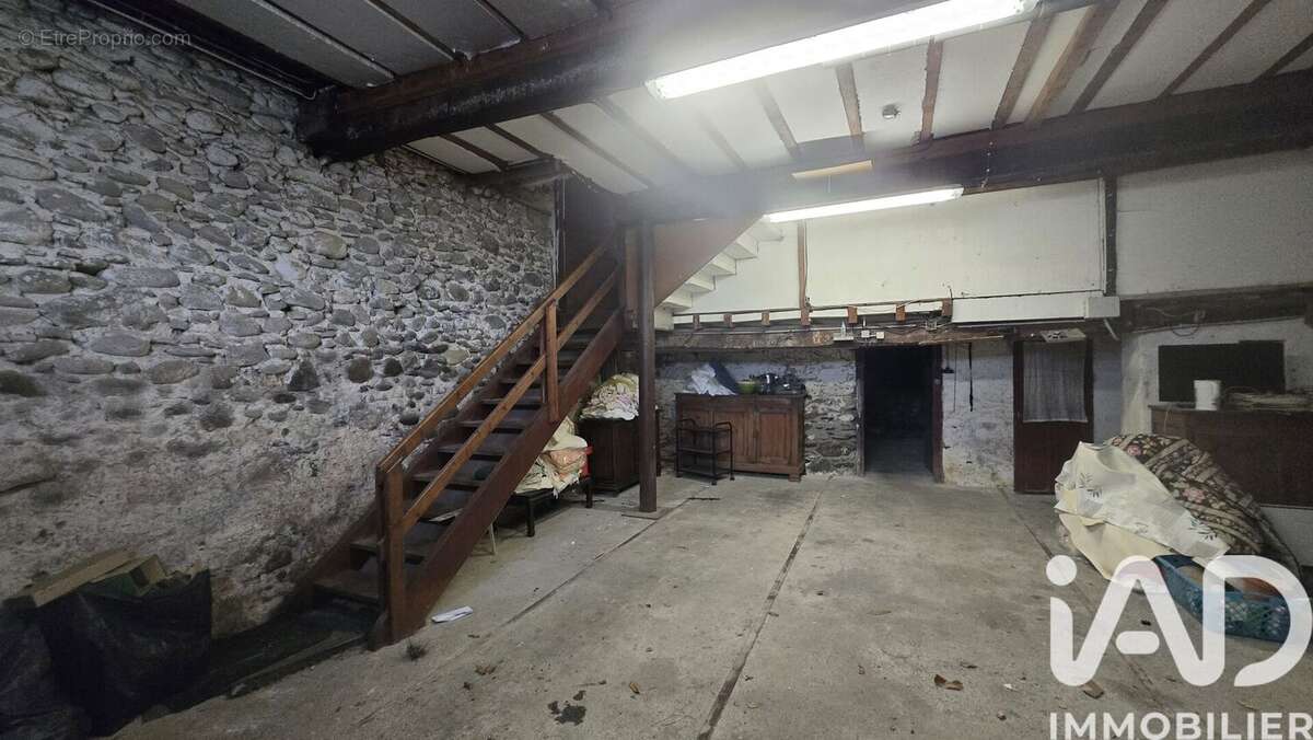 Maison 116 m² à Lurbe-Saint-Christau  - photo 9
