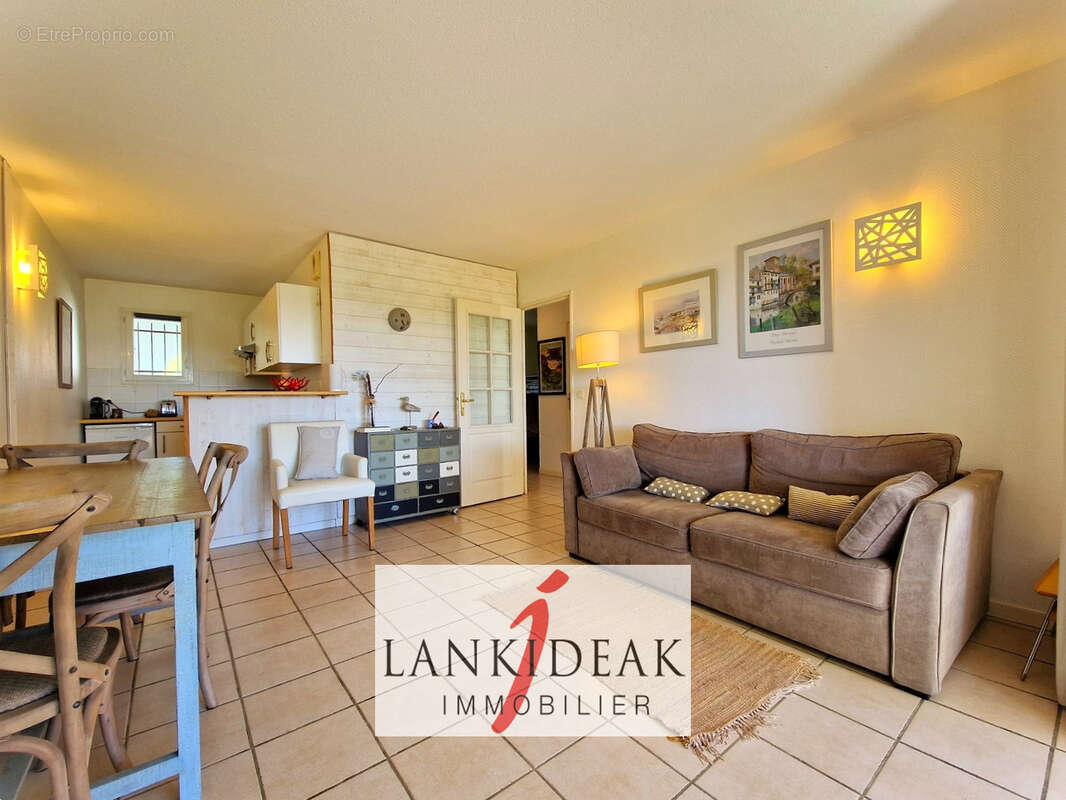 Appartement à BASSUSSARRY