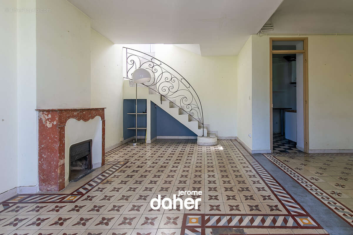 Maison à MARSEILLE-7E