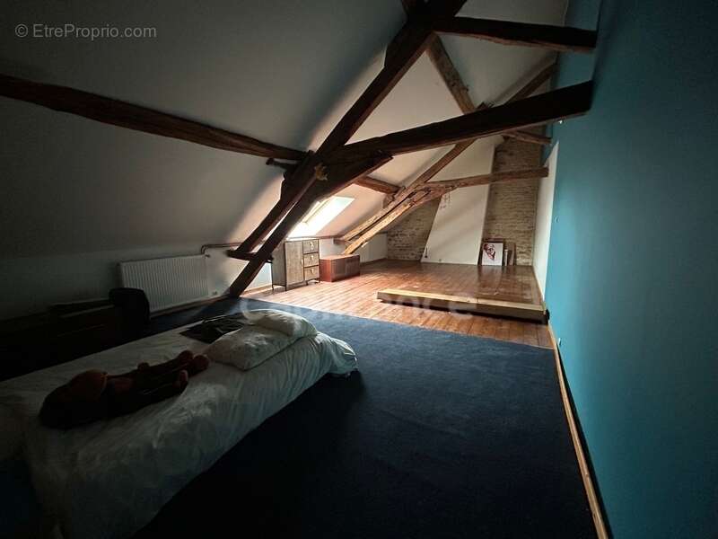 Maison en pierres 5 pièces à Étais-la-Sauvin 89, beaux volumes et cachet - photo 13