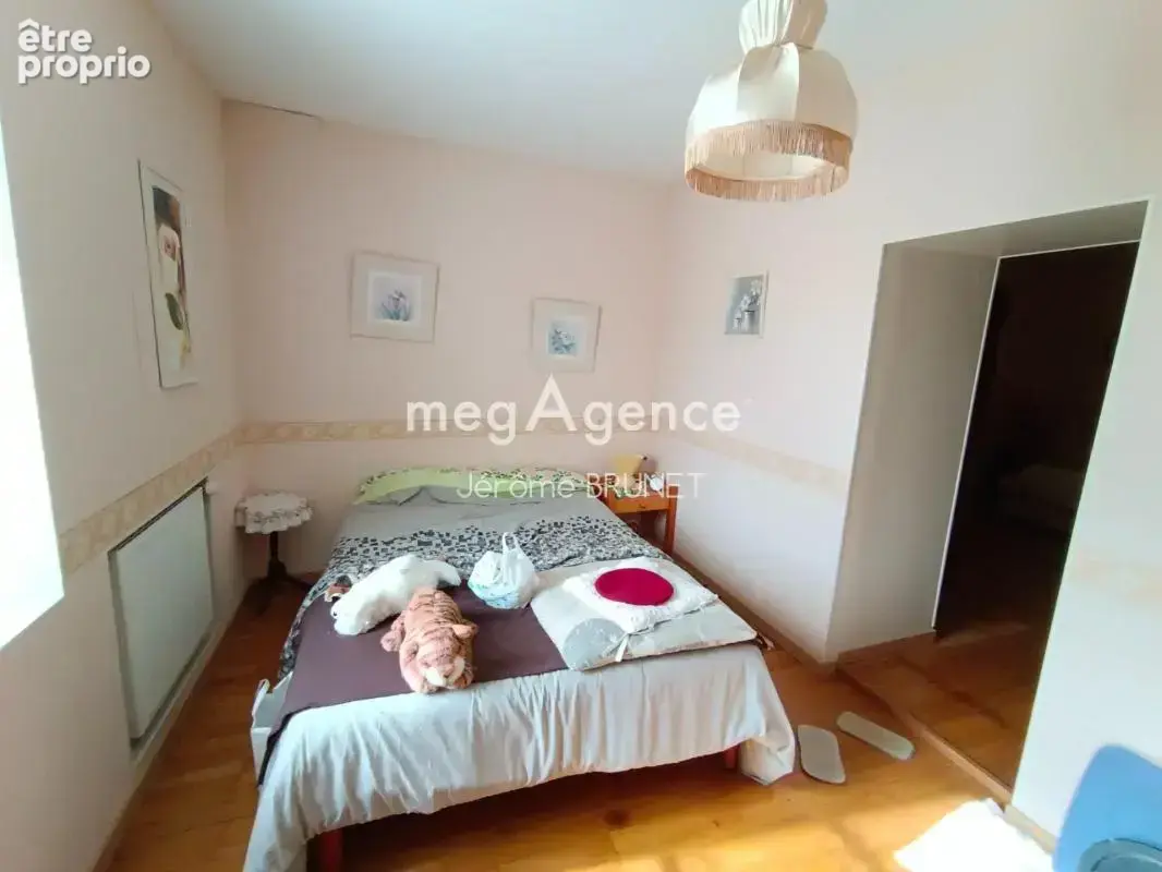 Maison de bourg à fort potentiel - photo 5