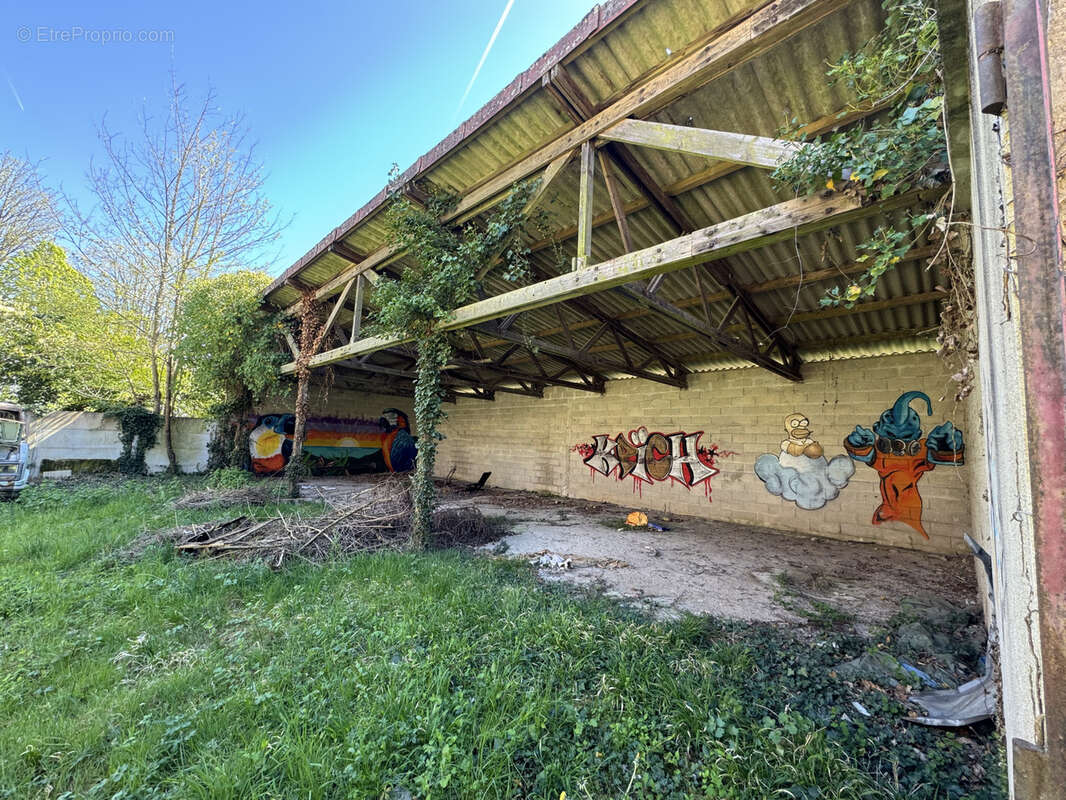 Terrain à LA ROCHETTE