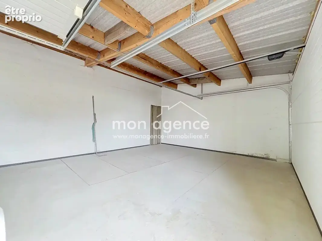 Pavillon disposant du confort de plain-pied, 3 chambres, double garage - Mauquenchy - photo 10