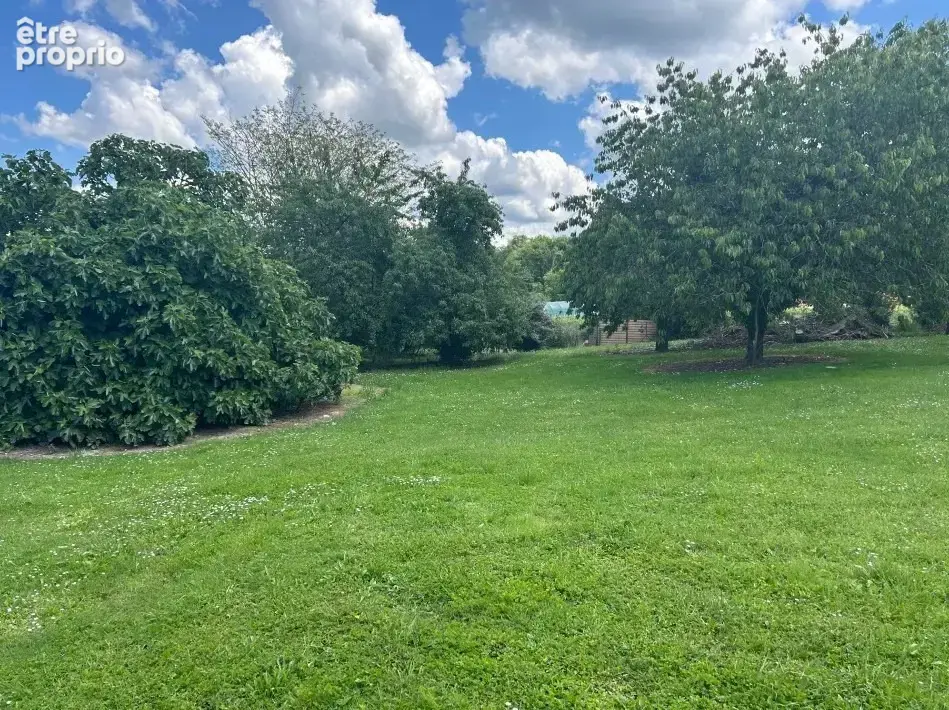 Photo Terrain à Saint-Michel-De-Rieufret au prix de 130 000€