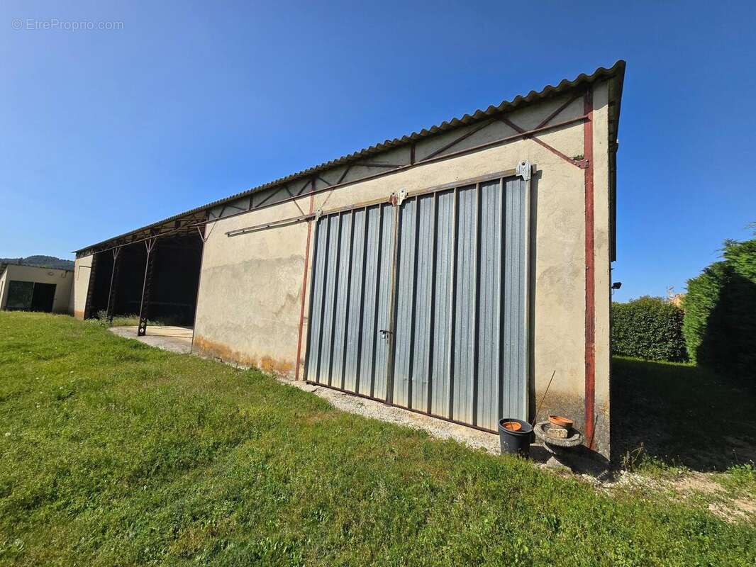 Photo 2 - Terrain à LES MEES