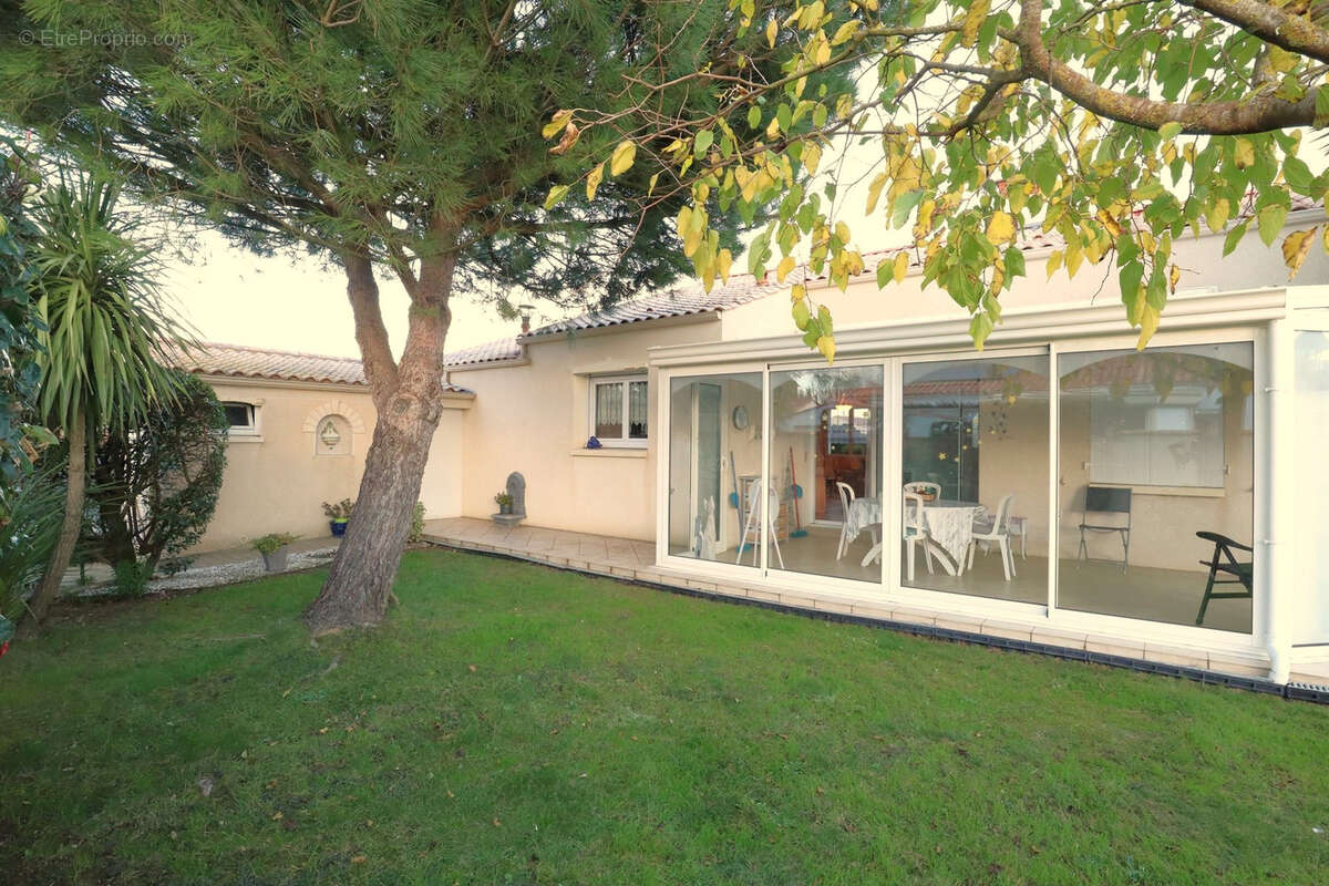 Maison à LONGEVILLE-SUR-MER