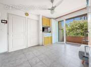 Appartement à SAINT-LAURENT-DU-VAR