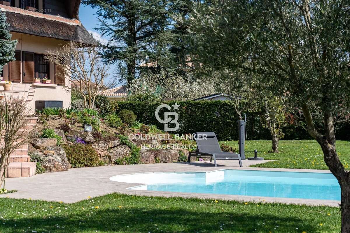 Maison à CHARBONNIERES-LES-BAINS