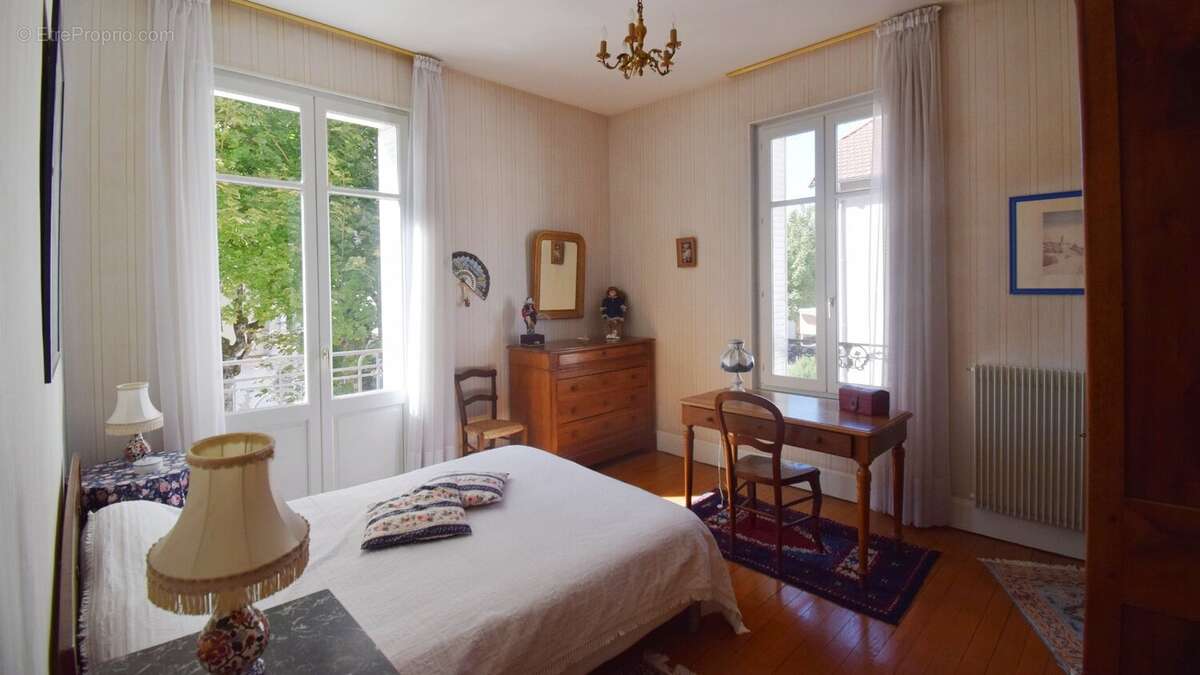 Maison à VICHY
