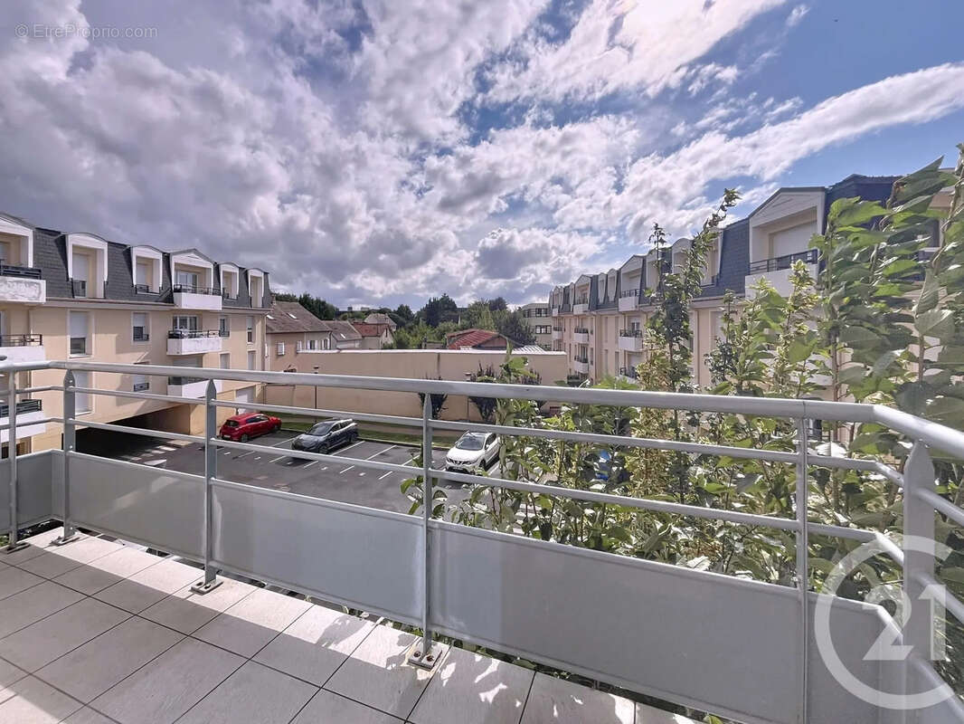 Appartement à BRIE-COMTE-ROBERT